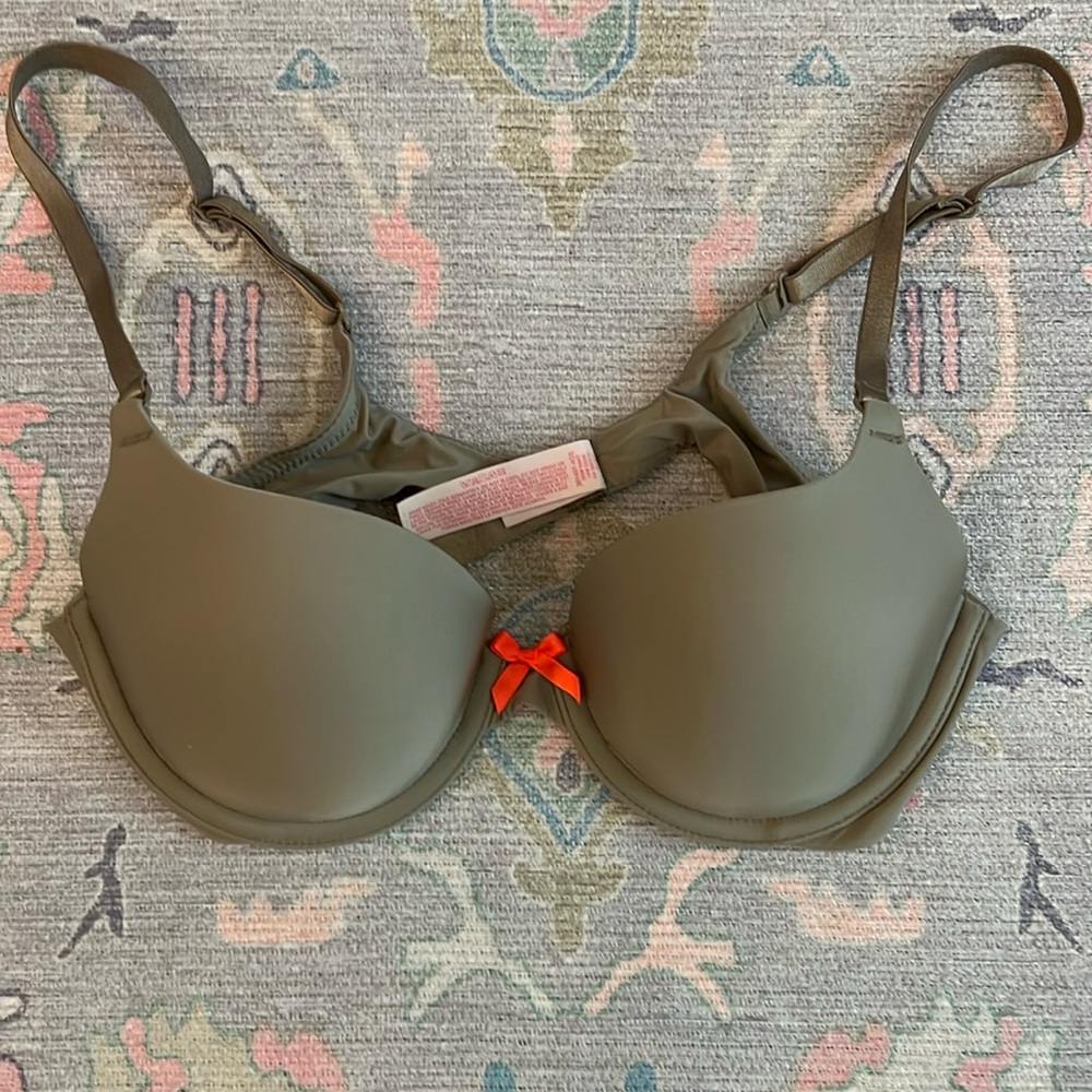 Victoria’s Secret Demi Bra with Bow Detail